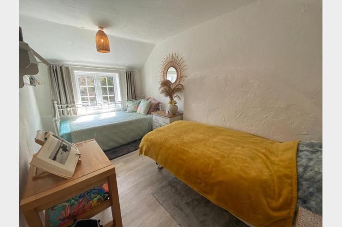 המסבי Mermaid Cottage, Historic House By The Sea מראה חיצוני תמונה